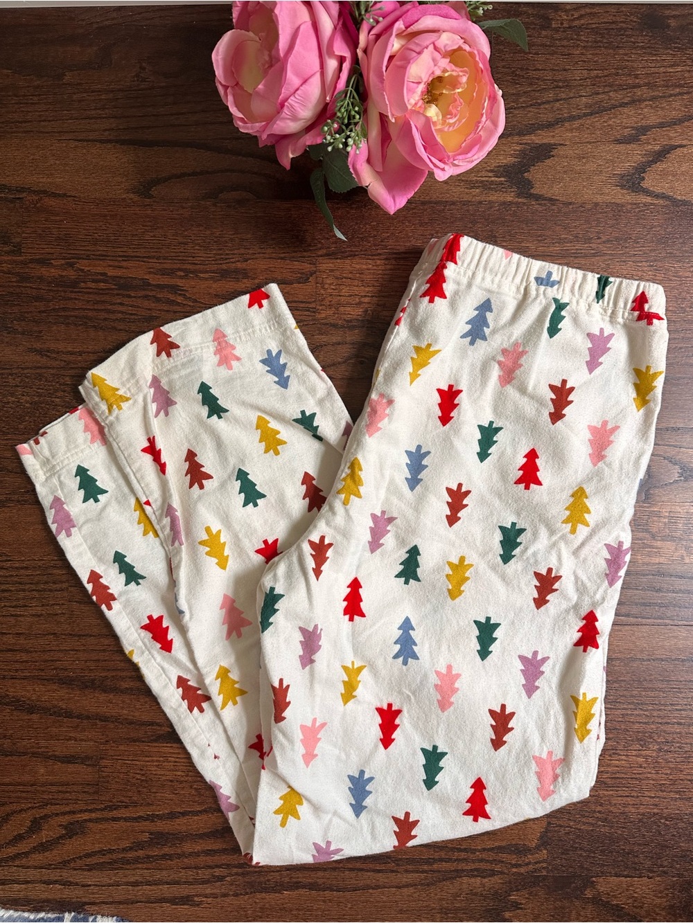 Hanna Andersson flannel pajama pants, size L
